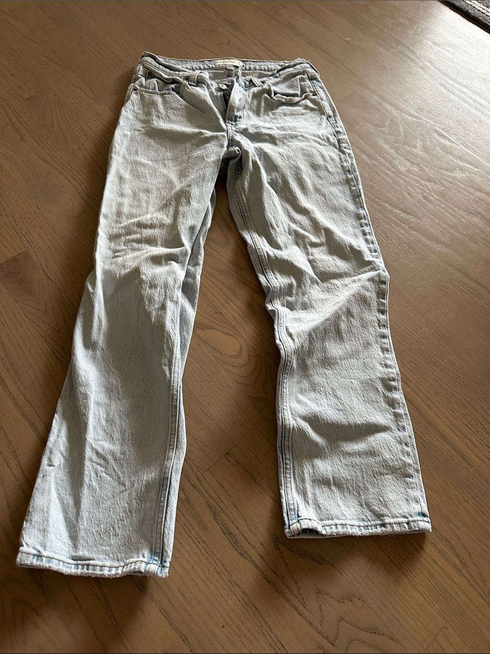 Abercrombie & Fitch Mid Rise Light Wash Jeans